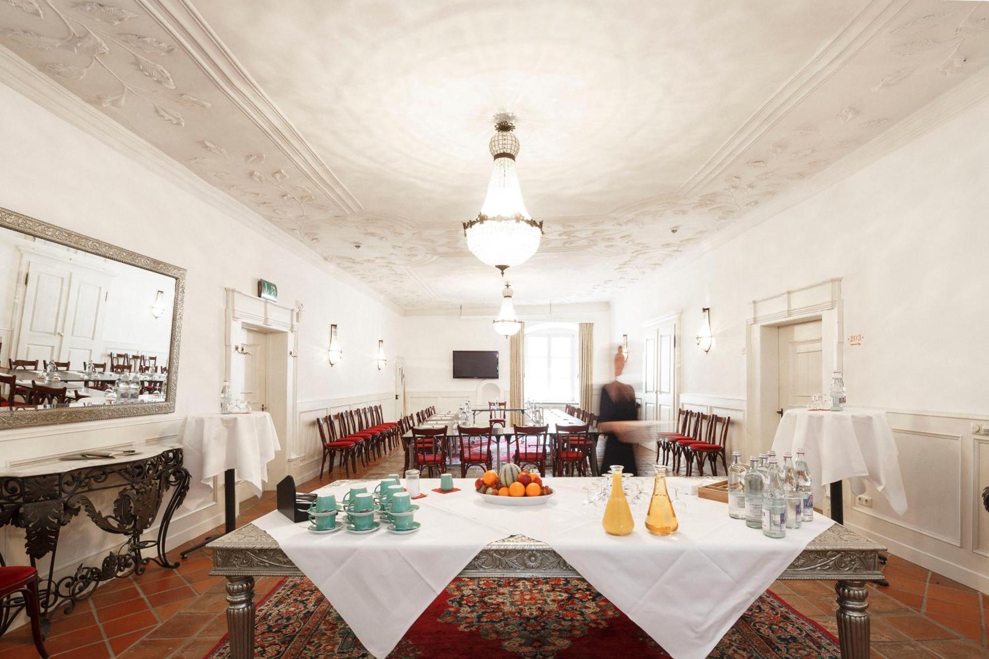 רגנסבורג Hotel Orphee - Grosses Haus מראה חיצוני תמונה