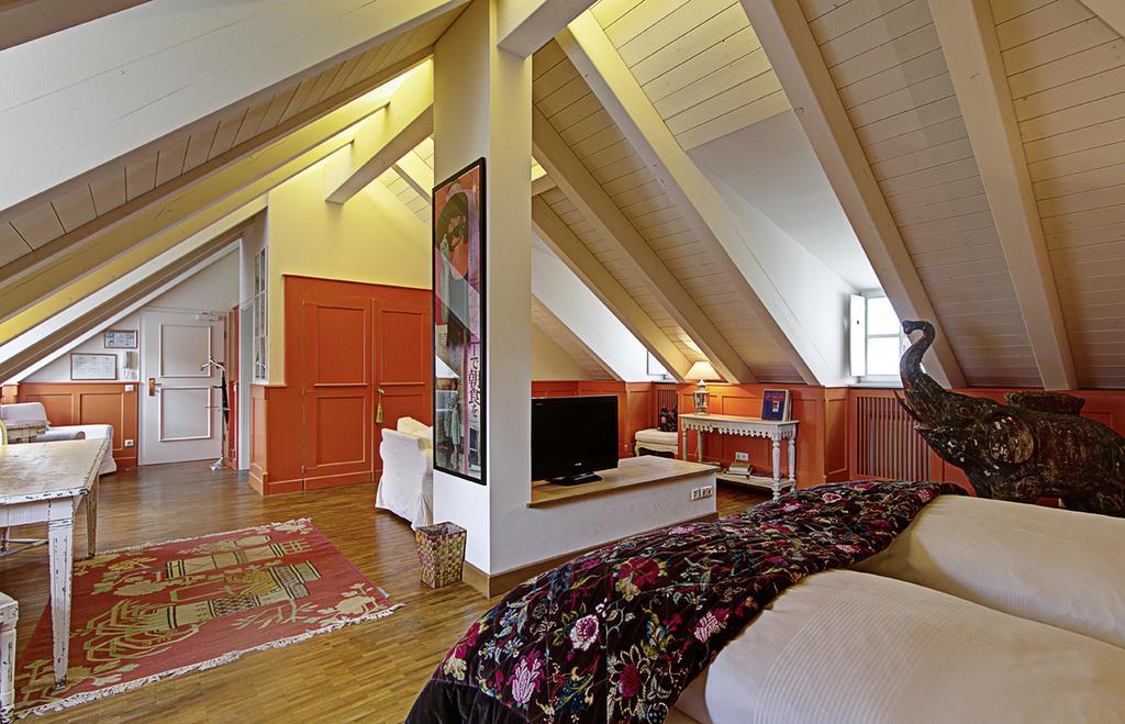 רגנסבורג Hotel Orphee - Grosses Haus מראה חיצוני תמונה