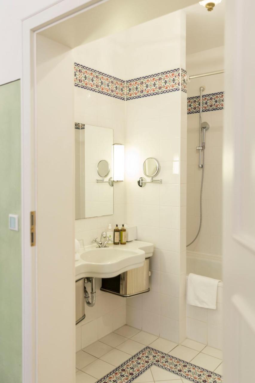 רגנסבורג Hotel Orphee - Grosses Haus מראה חיצוני תמונה
